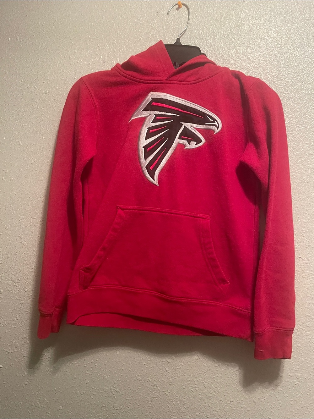 Kids Red Falcons Pullover Hoodie with Front Pocket